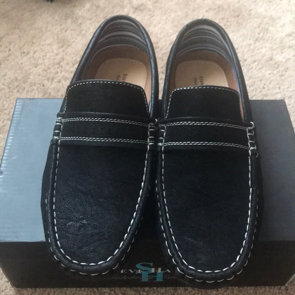 Boys size 7 Steve Harvey Dress Shoes